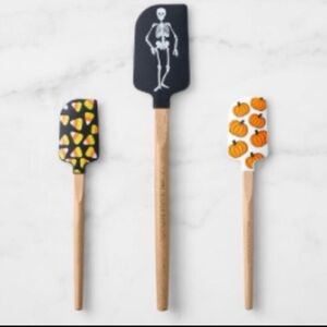 NWOT Williams Sonoma Halloween Silicone Spatula Set - Black, Orange, White